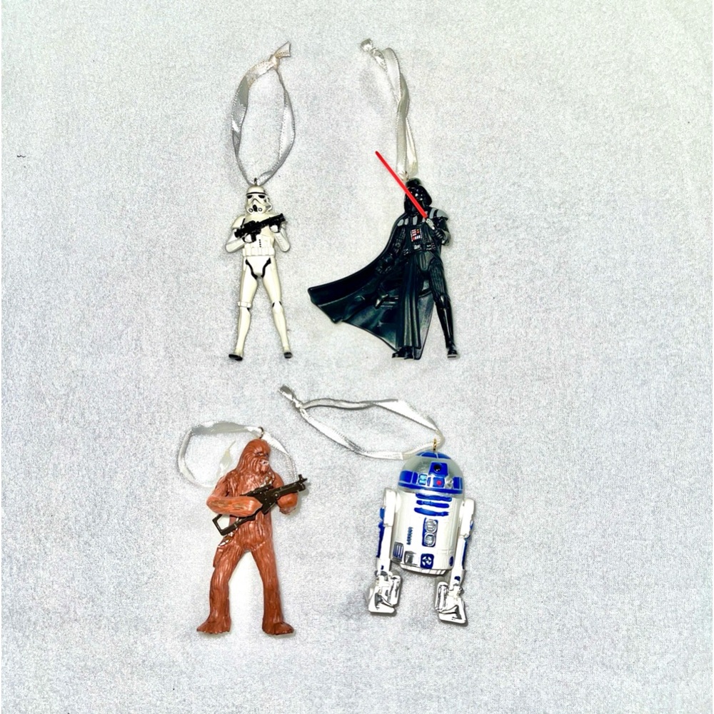 4 Hallmark Star Wars Ornaments Darth Vader, r2d2, Chewbacca, & Storm Trooper